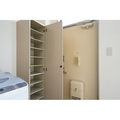 【玄関】 | ルシーダかみさぎ | シューズボックス