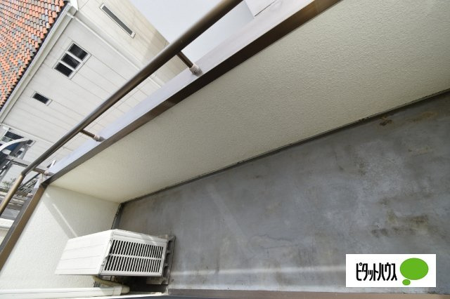 新前橋１０１パートⅠ南棟のバルコニー