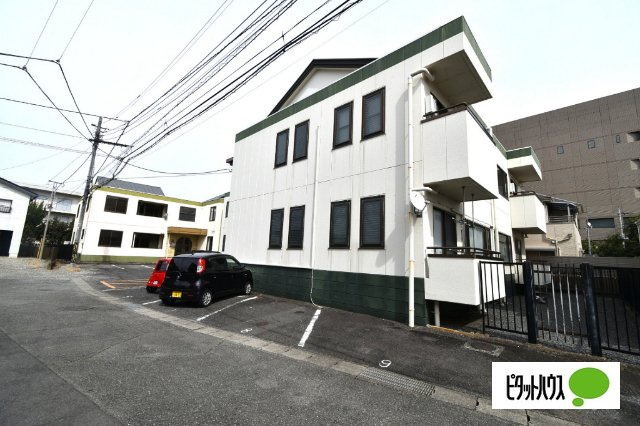 新前橋１０１パートⅠ南棟の駐車場