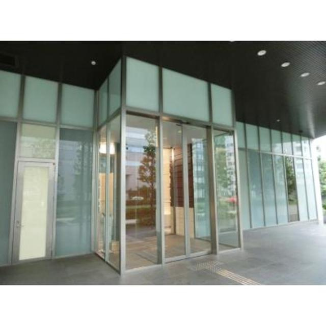 プラウドタワー白金台のエントランス