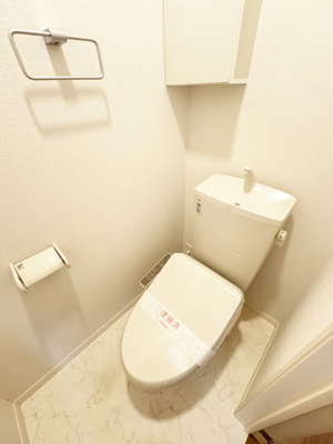 温水洗浄機能付きのトイレ