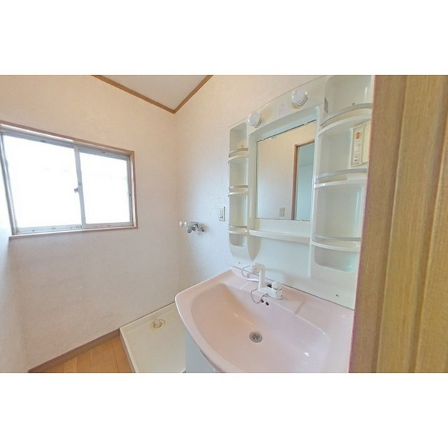 瑞穂市本田の一戸建ての洗面所