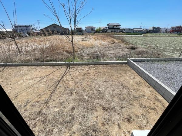 伊勢崎市境保泉中古のその他|リビングからの眺望です。