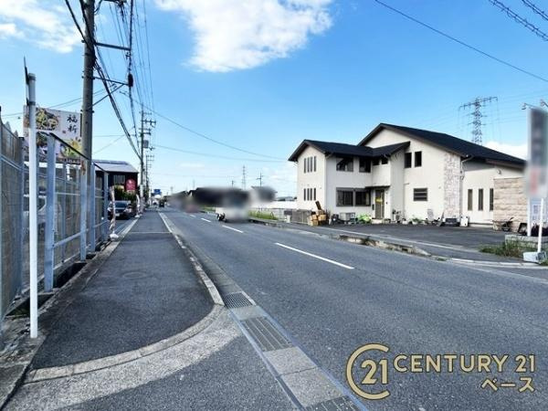 大和高田市神楽　一戸建の前面道路含む現地写真