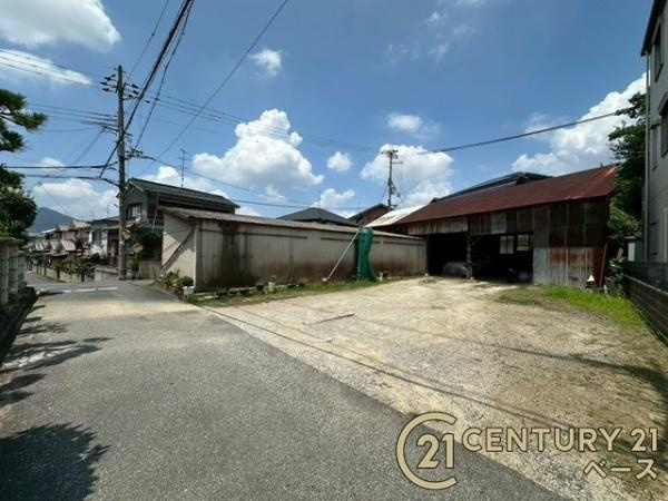 大和高田市築山　建築条件なし土地の前面道路含む現地写真