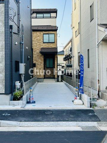 江戸川区大杉2丁目新築分譲住宅の駐車場|カースペース2台