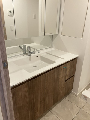 【洗面所】 | 大崎ステーションレジデンス | ※写真は同タイプ住戸です。