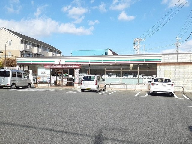 プリートカーサＫの周辺|セブンイレブンまで400m