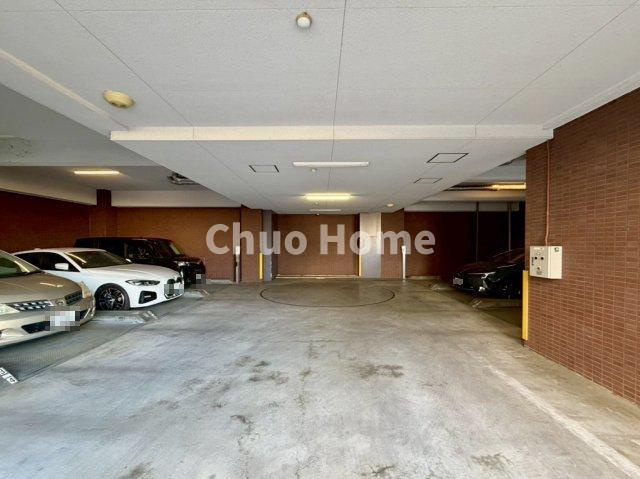 アルシオン北綾瀬の駐車場|【敷地内駐車場】最新の空き状況や費用などの詳細は担当スタッフまでお問い合わせください。