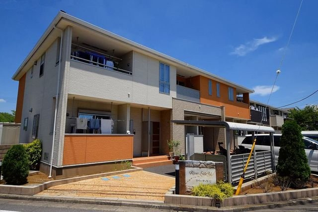 リバーサイド　Ｕ