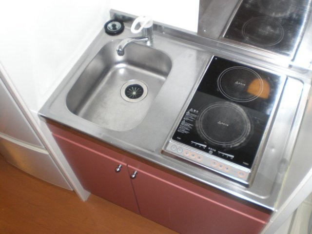 レオパレスサンヴィレッジ１８のキッチン