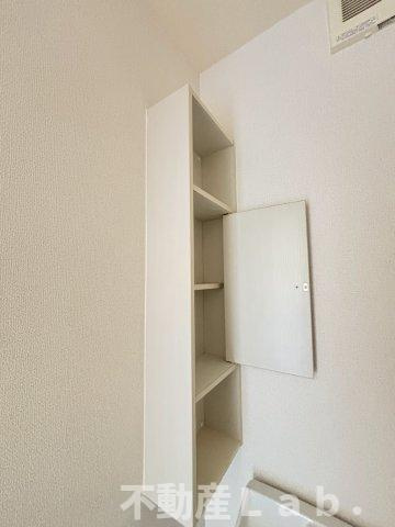 クレセールＡの収納