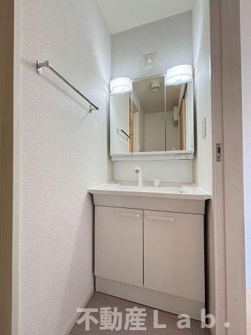 クレセールＡの洗面所