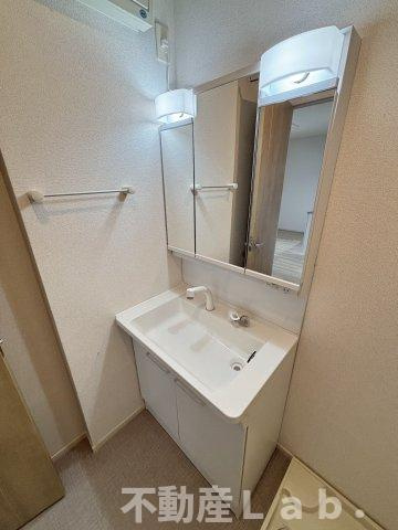 クレセールＢの洗面所