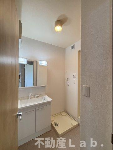 クレセールＢの洗面所