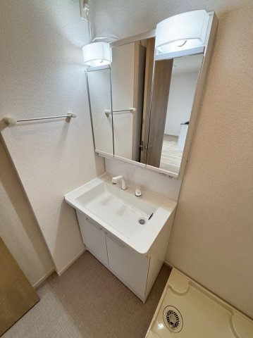 クレセールＢの洗面所