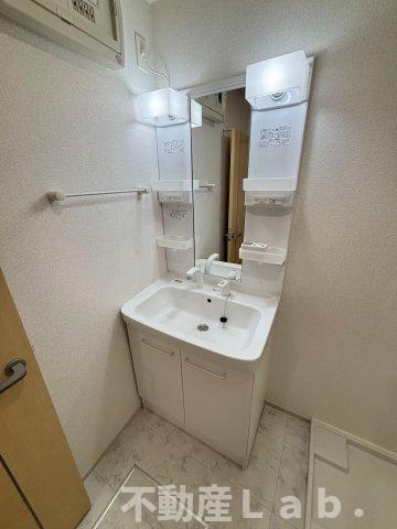 クレセールＢの洗面所