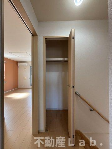 クレセールＡの収納