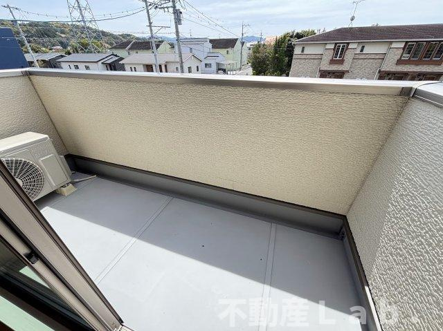 クレセールＢのバルコニー