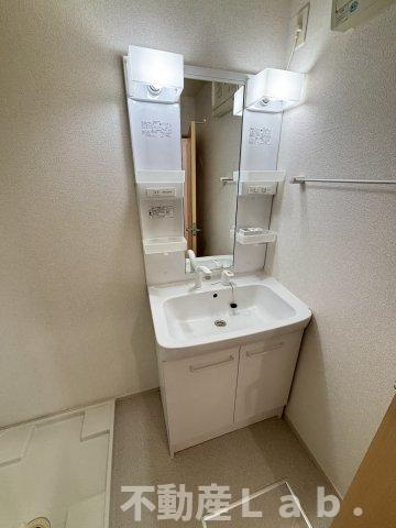 クレセールＢの洗面所