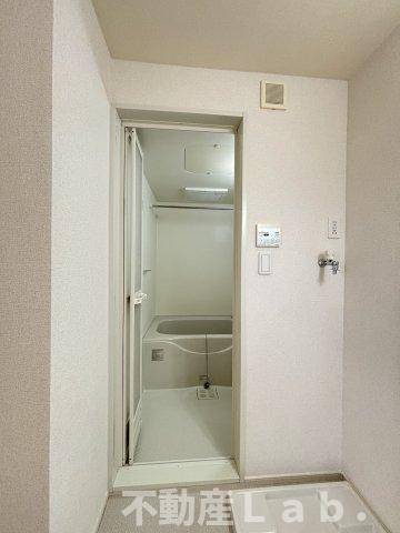 クレセールＢの浴室