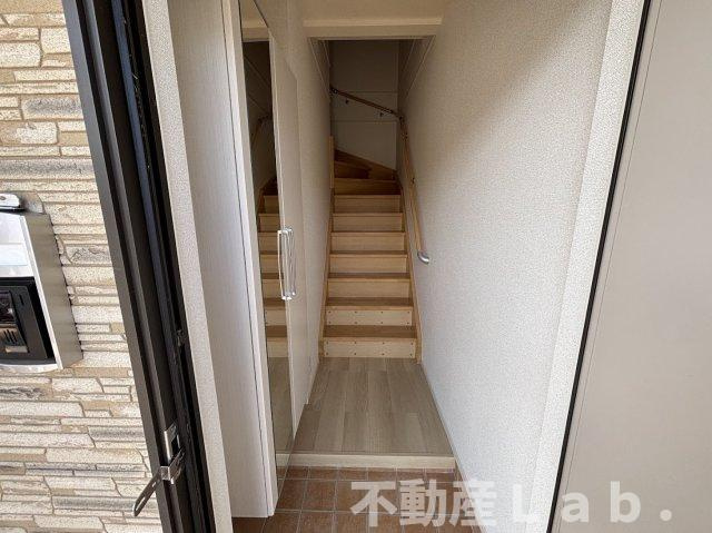 クレセールＡの玄関