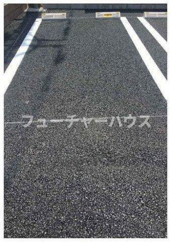 ローレルパークＡの駐車場