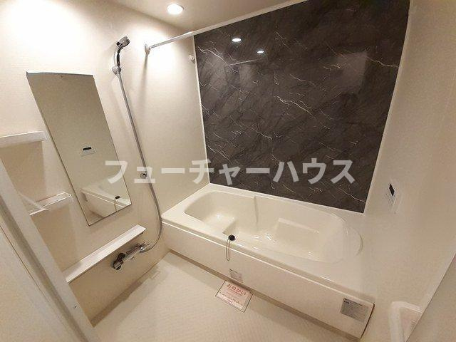 グランテラス　Ｃの浴室