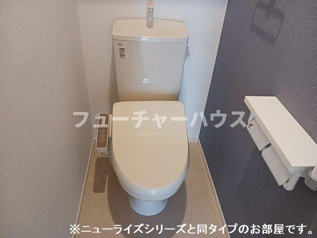 セレナ　ヴィラ　酒門　イーストのトイレ