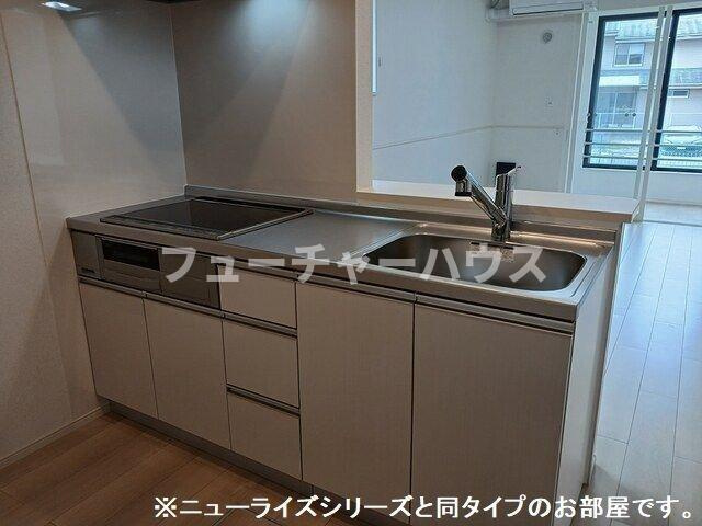 セレナ　ヴィラ　酒門　イーストのキッチン