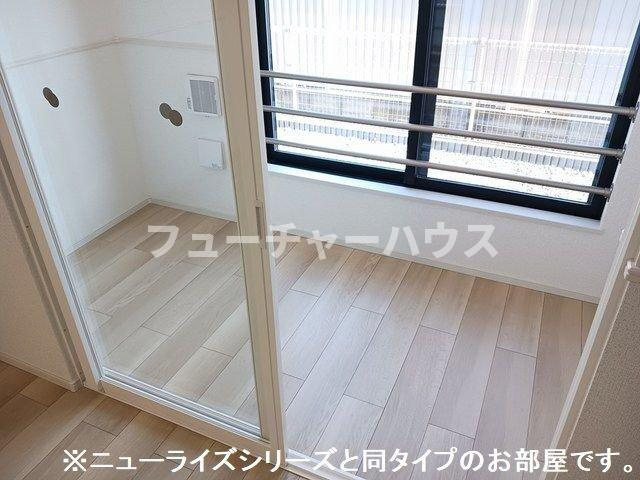 セレナ　ヴィラ　酒門　ウエストのバルコニー