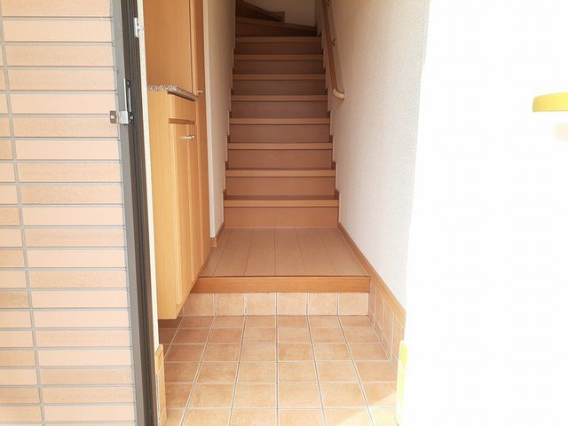 メゾン・ド・カンパニュの玄関|落ち着いた玄関です