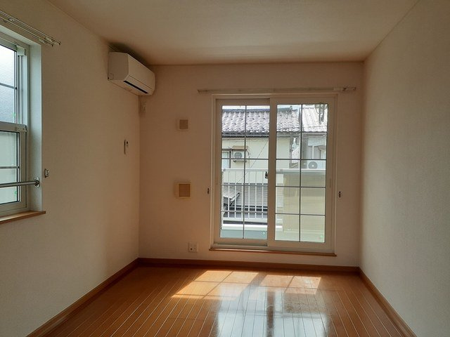 カ－サ　戸出の居間・リビング|使いやすい居間です