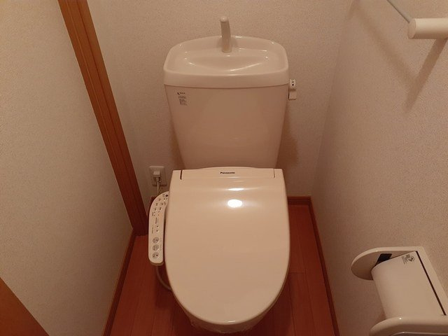 カ－サ　戸出のトイレ|コンパクトで使いやすいトイレです
