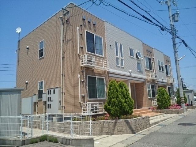 ネオファースト西新庄の外観|外観もきれいです