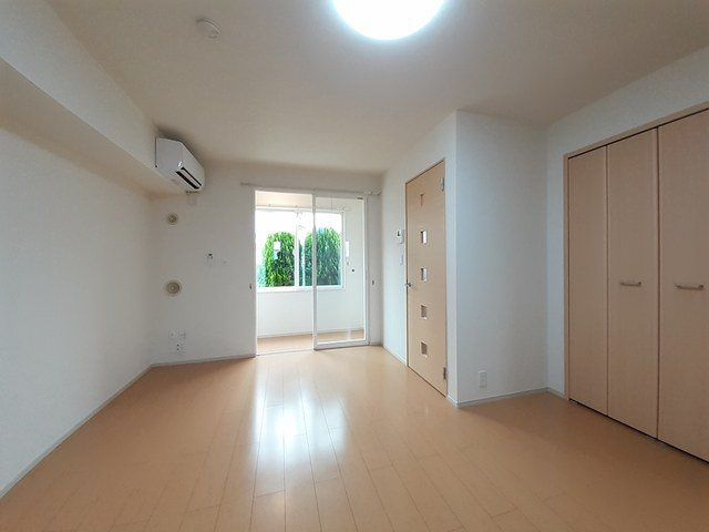 ネオファースト西新庄の内装|内装は落ち着いています