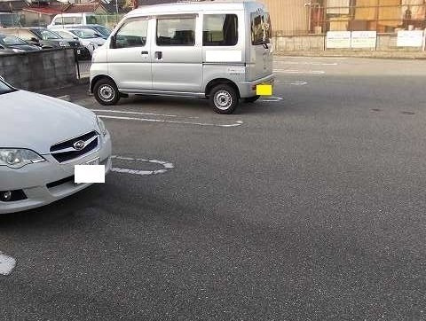 グレイシャスの駐車場|駐車場に車を止められます