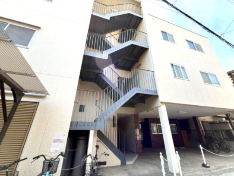 浜町ハイツの外観