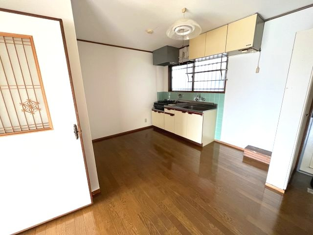 永本マンションの居間・リビング