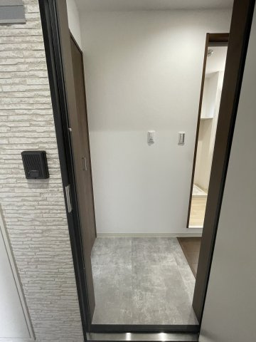 クレアール大久保の玄関