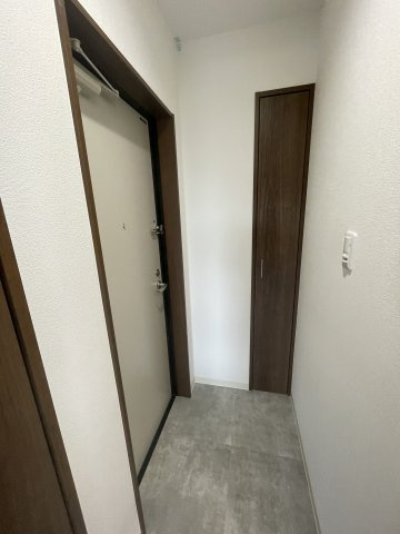 クレアール大久保の玄関