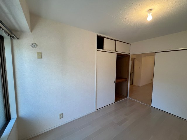 アスカサンハイムの洋室