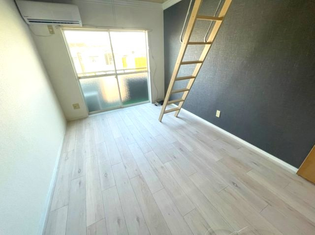 サニーハイム【外国籍可能物件】の洋室