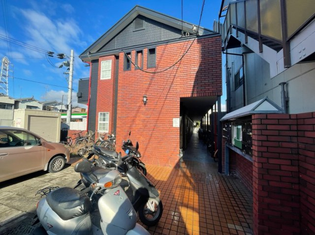 サニーハイム【外国籍可能物件】の外観