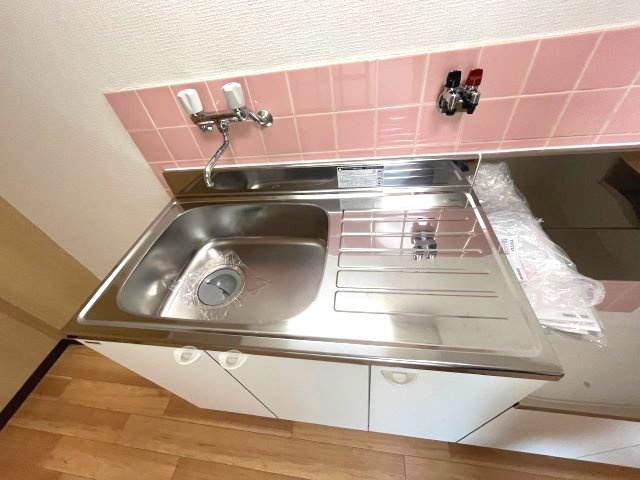 ケイプラザ金田のキッチン|写真は、他部屋の同間取りとなっております。