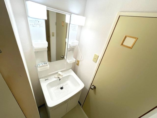 ケイプラザ金田の洗面所|写真は、他部屋の同間取りとなっております。