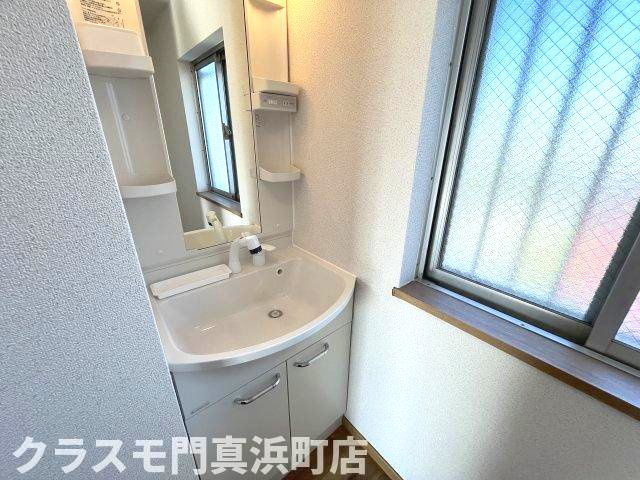 エステートピア小林の独立洗面台