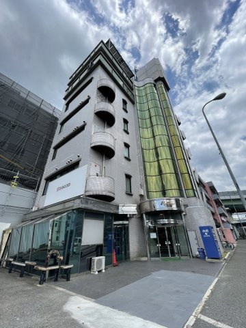 レインボービルの周辺