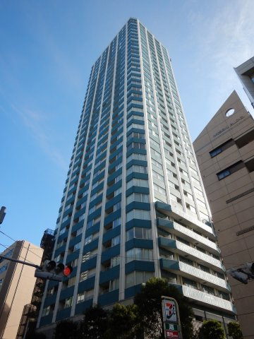 シティタワー新宿新都心の外観
