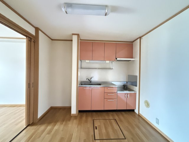 アビニヨン．Ｍ　Ａの内装
